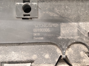 VOLVO V70 II (2000–2007) Front bumper 09484239 - 2