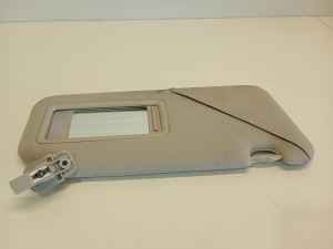 Mazda CX-5 (2017–2026) Sun visor J72A - 3