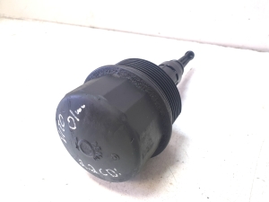 Eļļas filtra korpusa aizbāznis - A6111800010