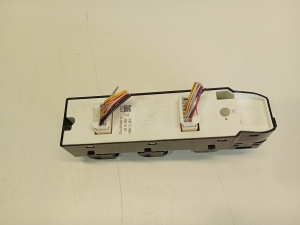 Mazda CX-5 (2017–2026) Front door glass switch KG8D66350 - 2