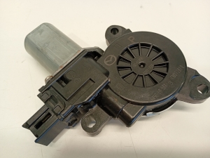 Mazda CX-5 (2017–2026) Front door window regulator motor B45C5858X - 3