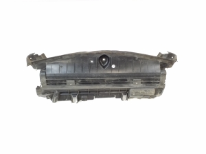 Mercedes Benz E-Class W207 (2009–2017) Vahejahuti õhusuunaja A2075050430 - 2