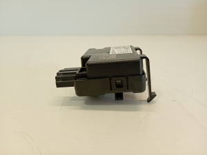 Opel Astra J (2009–2017) Central locking control unit 13595511 - 4