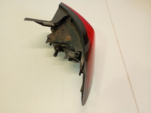 Opel Astra J (2009–2017) Eckleuchte hinten 39015943 - 5