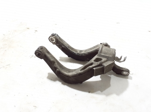 Front shock absorber bracket - 31681721