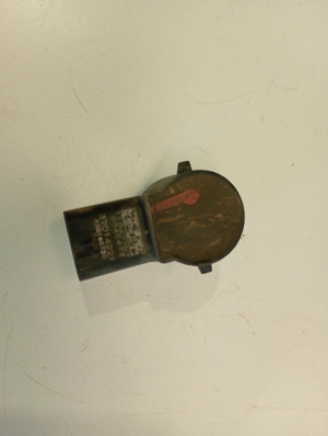 Opel Astra J (2009–2017) PDC-Sensor vorne 39014221 - 3
