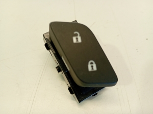   Door lock/unlock switch  - 13437277 