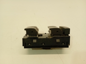 Opel Astra J (2009–2017) Front door glass switch 13408460 - 5