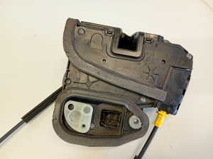 Opel Astra J (2009–2017) Front door lock 3035076f - 4