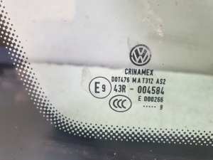 Volkswagen Golf V (2003–2009) Seitenscheibe hinten (Karosserie) 1K9845297B - 3