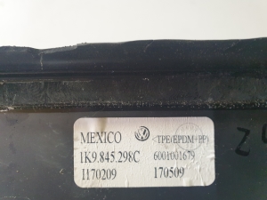 Volkswagen Golf V (2003–2009) Seitenscheibe hinten (Karosserie) 1K9845298C - 6