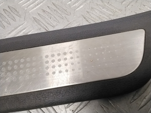 Hyundai IONIQ (2016–2026) Inner sill trim 85887G2500 - 2