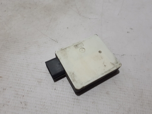 VOLVO EX30 I (2023–2026) Pimeda nurga radar Distronic 80016228 - 2