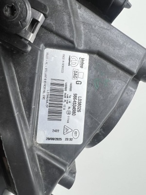 Opel Combo E (2018–2026) Scheinwerfer und seine Teile 9864534980 - 2