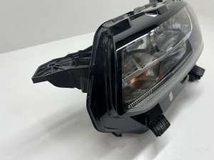 Opel Combo E (2018–2026) Scheinwerfer und seine Teile 9864534980 - 4