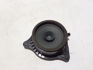 Rear side door speaker - 80001810