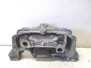 Engine mount - 26008