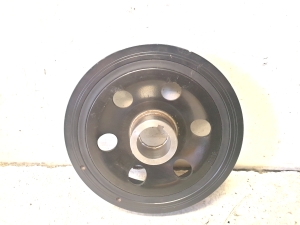 Mercedes Benz GLA-Class 156 (2013–2019) Crankshaft pulley A2700300503 - 2