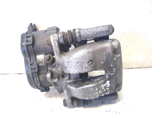 Mercedes Benz GLA-Class 156 (2013–2019) Bremssattel hinten A2464232498 - 6