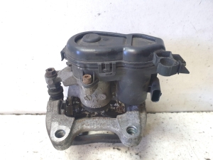 Mercedes Benz GLA-Class 156 (2013–2019) Rear brake caliper A2464232398 - 3