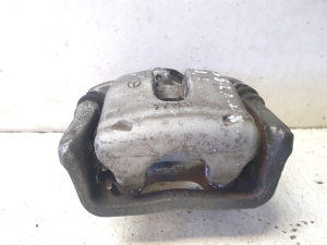 Mercedes Benz GLA-Class 156 (2013–2019) Rear brake caliper A2464232398 - 6