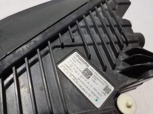 VOLVO XC60 (2017–2026) Phare avant 32133545 - 6