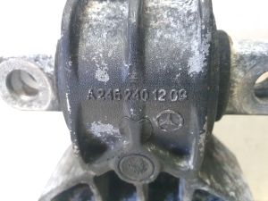 Mercedes Benz GLA-Class 156 (2013–2019) Engine mount A2462401209 - 3