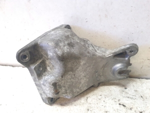Mercedes Benz GLK-Class 204 (2008–2015) Motorhalter A2722231004 - 3