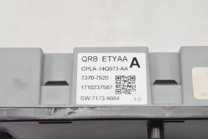 Land Rover Discovery Sport (2014–2026) Kaitsmekarp salongis CPLA14Q073AA - 4
