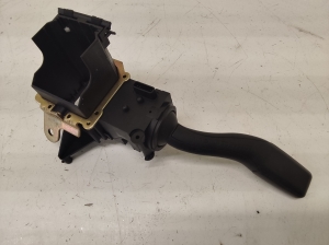 AUDI A4 B7 (2004–2008) Turn signal switch 4E0953513A - 2