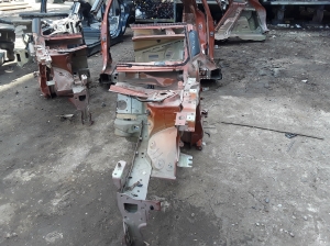 Citroen C4 C41 (2020–2026) Front outrigger 1638952180 - 3