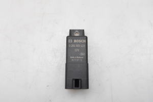 Land Rover Discovery Sport (2014–2026) Glow plug relay FX23189E2AC - 3