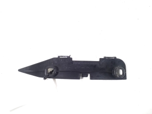 Priekšējā bampera kronšteins - 7301575