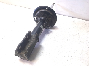 TOYOTA Yaris (2011–2020) Stoßdämpfer vorne 48510 - 2