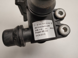 Mercedes Benz C-Class 205 (2014–2021) Auxiliary water pump A0005003040 - 3