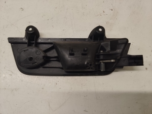 AUDI A4 B7 (2004–2008) Tagumise külgukse sisemine avamiskäepide 8E0839019 - 4