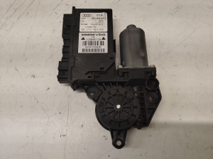 AUDI A4 B7 (2004–2008) Rear side door window regulator motor 8E0959801A - 4