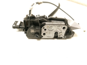 Opel Crossland X X 75 (2017–2026) Front door lock 16943703 - 5