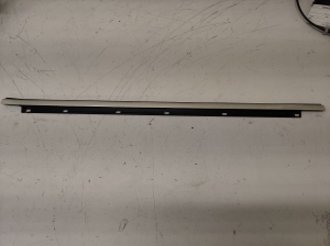 Rear side door outer window molding - 8E0853764B