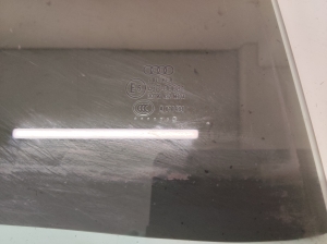 Rear side door glass - 43R00081