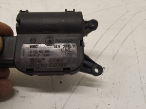 AUDI A4 B7 (2004–2008) Salongi soojenduse klapi mootor 8E1820511D - 2