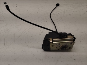 Rear side door lock - RA11R300