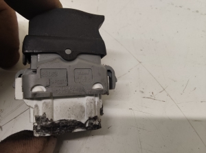 RENAULT Megane II (2002–2009) Rear side door window switch 28082 - 2