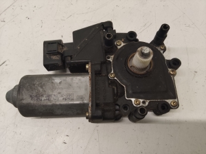 AUDI A3 8L (1996–2003) Front door window regulator motor 119024113 - 5