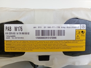 Mercedes Benz A-Class 176 (2012–2018) Passenger dashboard airbag A1768600002 - 2