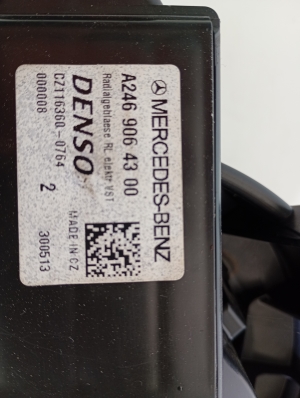 Mercedes Benz A-Class 176 (2012–2018) Heater blower motor A2469064300 - 3