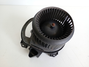 Mercedes Benz A-Class 176 (2012–2018) Heater blower motor A2469064300 - 5