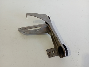 Mercedes Benz A-Class 176 (2012–2018) Sonstiger Halter A6450900041 - 2