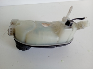 Mercedes Benz A-Class 176 (2012–2018) Coolant reservoir A2465000049 - 5