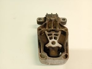 Mercedes Benz A-Class 176 (2012–2018) Engine mount A2462401209 - 4